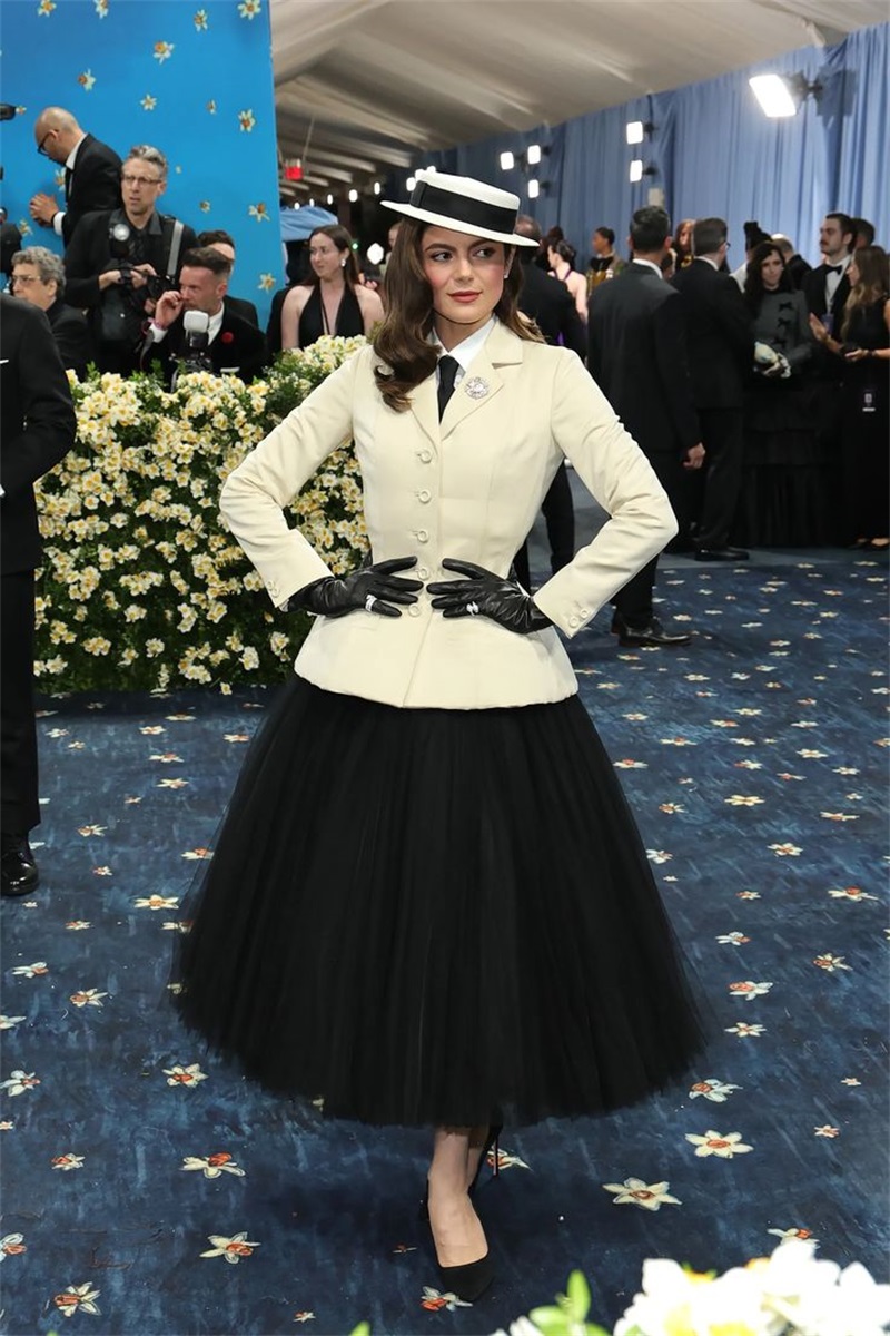 Women Formal Wear Black And White - Białe damskie garnitury biurowe zestaw spódnic
