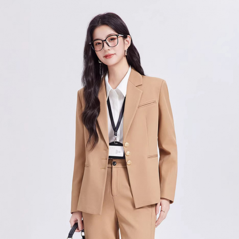 Women Formal Wear Interview - Damski garnitur w kolorze khaki, wysokiej